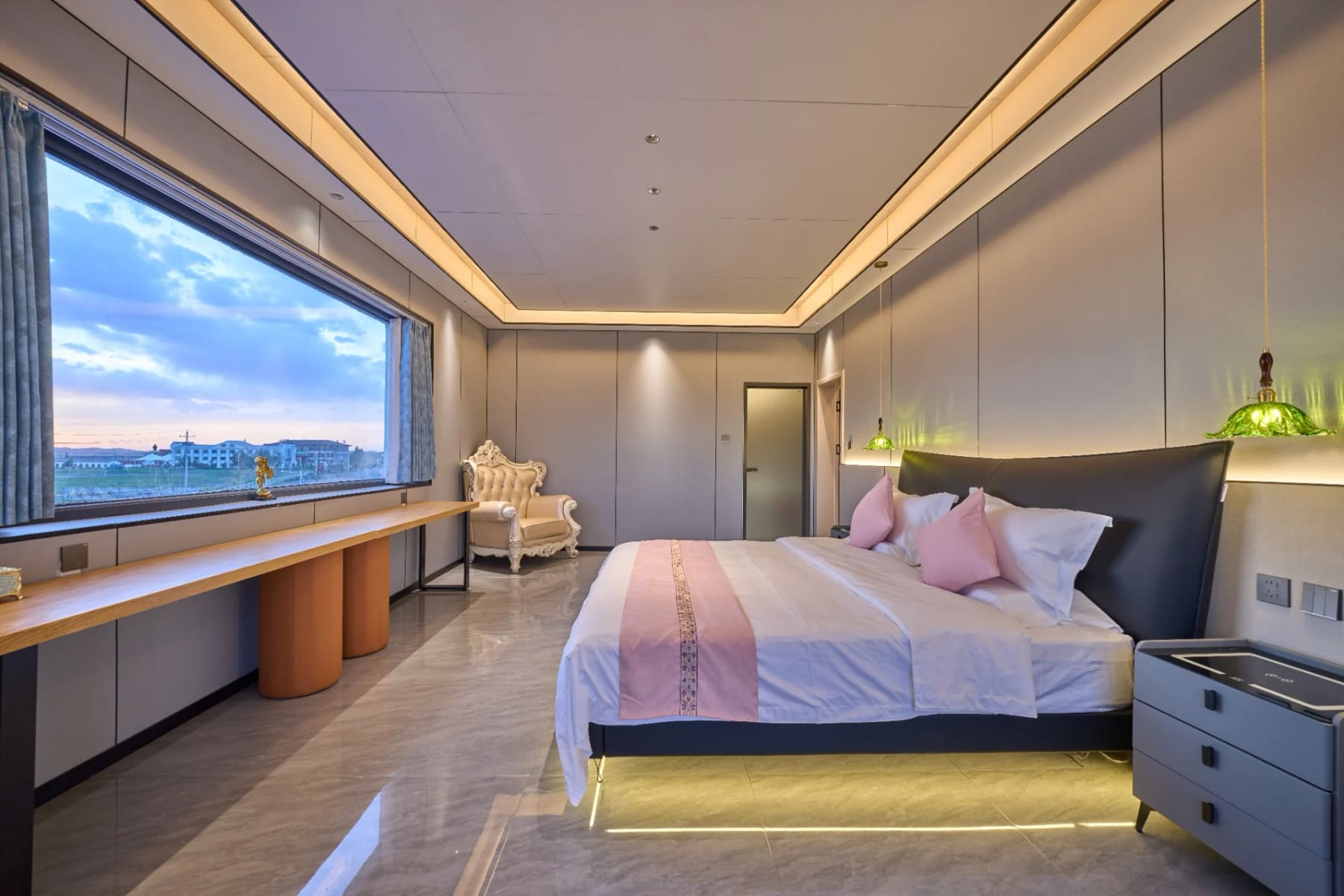 Modern guest room